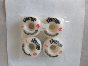 Venom Skateboards Logo White Skateboard Wheels 52mm Wheel - Imagen 1 de 6