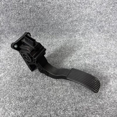 🔶2019-2021 MERCEDES-BENZ SPRINTER 2500 GAS PEDAL ACCELERATOR A 907 301 02 00 - Image 1 of 4