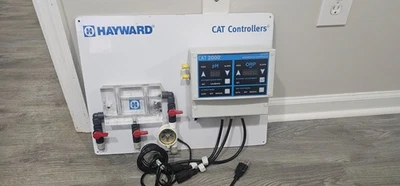 Controlador automatizado de química del agua CAT 2000 Foto 1 de 4