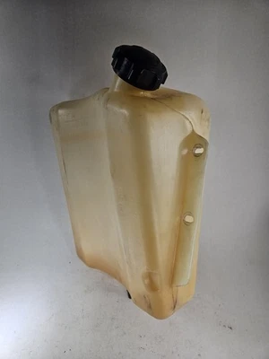 MTD TroyBilt CUB CADET MÁQUINA DE PATIO TANQUE DE GASOLINA DE COMBUSTIBLE 751-0658B, 951-0658 ENVÍO GRATUITO Foto 1 de 4