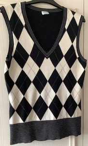 DAMEN SCHWARZ & WEISS ÄRMELLOS ARGYLE MUSTER PULLOVER VON OASIS GRÖSSE 16 NEU - Bild 1 von 3