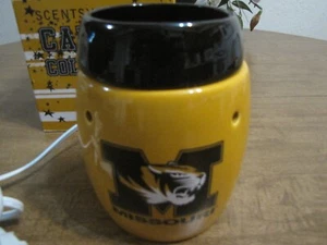 SCENTSY MISSOURI TIGERS CAMPUS COLLECTION FULL SIZE WARMER - Picture 1 of 4