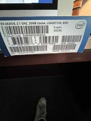 Intel Xeon E5-2620V4 - Image 1 of 3