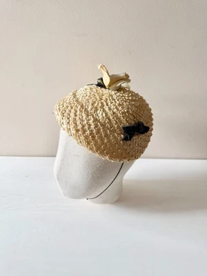 Sombrero Julieta Vintage Paja Rafia Negro Terciopelo Cinta Amarillo Imitación Flor Foto 1 de 4