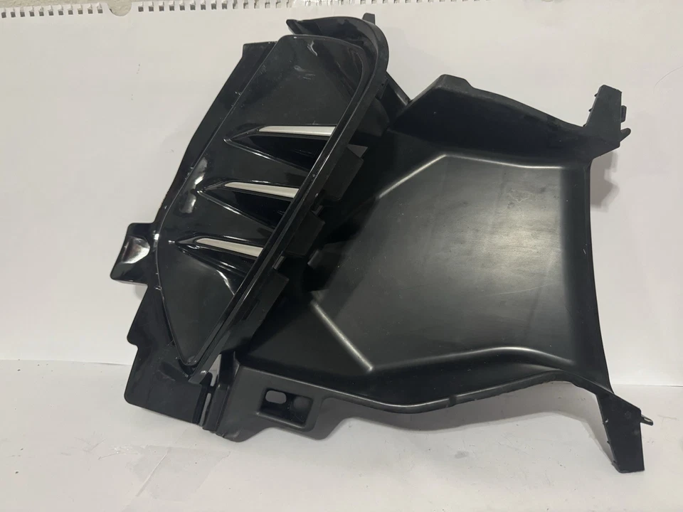 KIA K5 2021-2023 LUZ ANTINIEBLA DELANTERA DERECHA BISEL COMPLETO OEM 86546L3000 Foto 1 de 4