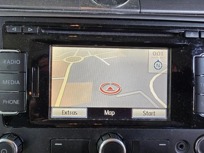 Genuine VW RNS 315 EU - 3C0 035 279 Sat Nav + media unit - Image 1 of 4