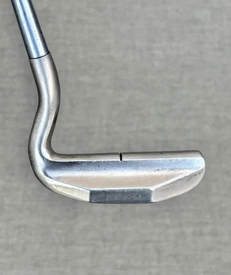 Walter Hagen Performer Putter Heel Shafted 35.5” - Image 1 of 4