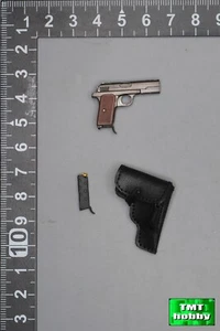 Juego de banderas escala 1:6 73048B alerta roja movilizar tropas Белла - pistola con funda - Imagen 1 de 2