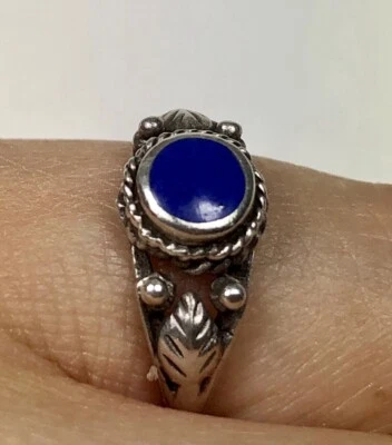 Vintage BLUE LAPIS LAZULI STERLING SILVER 925 SIZE 4.25 - Image 1 of 4