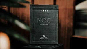 NOC Pro 2021 (Jet Black) Spielkarten, ein tolles Geschenk für Pokerspieler - Bild 1 von 6
