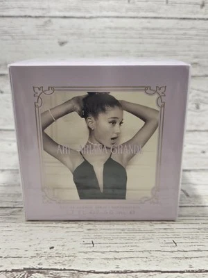 Ari by Ariana Grande para mujer 1,7 OZ eau de parfum spray nuevo Foto 1 de 4
