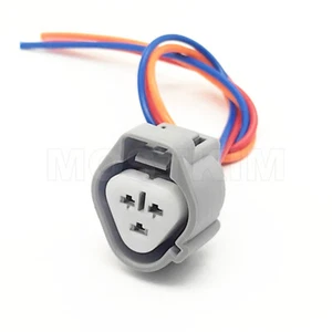 3-Pin Front Turn Signal Light Connector Pigtail Fit For Toyota RAV4 2013-2021 - Picture 1 of 6