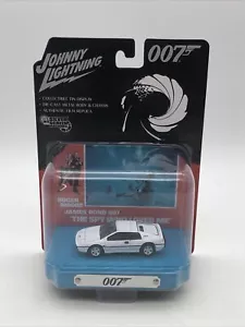 Johnny Lightning-Silver Screen Machine-007 Spy Who Loved Me-1976 Lotus Esprit S1 - Picture 1 of 5