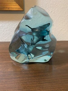 VTG GENESIS K. CANTRELL STING RAY ICE BLUE LUCITE BOOKEND SCULPTURE 1994 - Picture 1 of 13