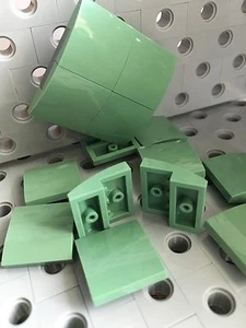 LEGO Lote De 24 Azulejos Lisa Verde Arena Placa Con Arco 2X2X2/3 Azulejos Techo - Imagen 1 de 2