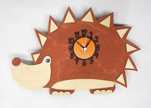 HEDGEHOG WOODEN CHILDRENS / KITCHEN WALL CLOCK WITH PENDULUM.NEW & BOXED.WOOD - Picture 1 of 1