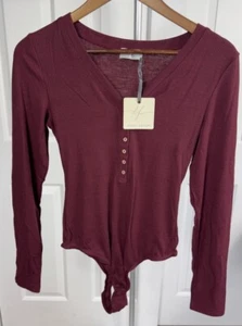 Women's Dress Forum Los Angeles Long Sleeve Burgundy Body Suit Size Small - Picture 1 of 4