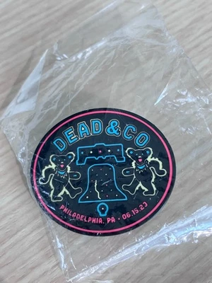 Pin Dead & Company Tour Final Philadelphia PA Citizens Bank Park 15/06/2023 Foto 1 de 2