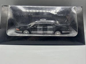 1/24 Brookfield Mint 1994 Chrysler Dealer Exclusive New Yorker Black ; - Picture 1 of 13