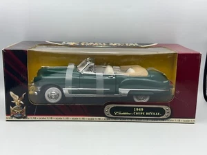 Road Signature 1949 Cadillac Coupe DeVille, Green, 1:18 Scale, Boxed - Picture 1 of 22