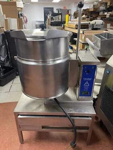 Used Cleveland KET-12-T 12 Gallon Tilting 2/3 Steam Jacketed Electric Kettle 208 - Picture 1 of 8