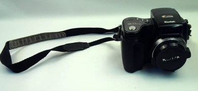 Kodak EasyShare Z7590 5mp 10x zoom with working battery - Image 1 of 4