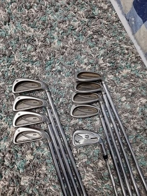 Wilson Fat Shaft Irons / 3-PW+SW / Regular Flex Fat Shaft Shafts - Image 1 of 4