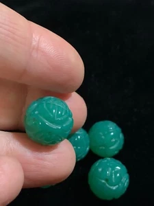 One Vintage Carved Chinese Bead Bright Green Onyx Round Shou Design 14mm - Picture 1 of 5