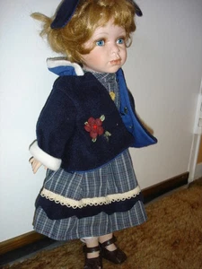 Vintage doll from DUCK HOUSE HEIRLOM #7804/5000-19 inch - Picture 1 of 12