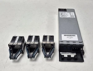 CISCO PWR-C1-350WAC + 3 x FAN-T1. GARANTIE 90 JOURS. LIVRAISON GRATUITE AU ROYAUME-UNI - Photo 1/2