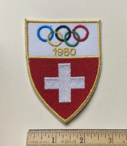 Stemma toppa ricamata anelli olimpici Olimpiadi squadra svizzera 1980 - Foto 1 di 3