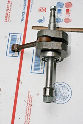 Kawasaki KV75 1972 (MT-1) ¡Manivela y varilla OEM bonitas! Foto 1 de 3