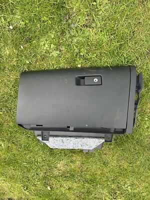 Guantera Volvo V60 39826885 MK1 2010 - 2018 Foto 1 de 2