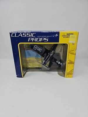 NEW CLASSIC PROPS MOTOR MAX 1/100 DIE CAST F4U CORSAIR AIRPLANE Model Collectors - Image 1 of 3
