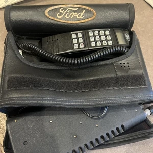 Vintage Ford Motorola Cellular Car Phone With Carrying Case Leather - Picture 1 of 6