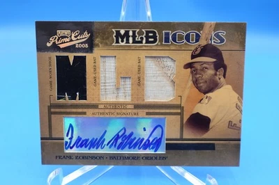 2005 Playoff Prime Cuts Frank Robinson Auto Game Use Triple Relic /10 - Image 1 of 2