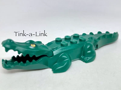 LEGO Dark Green Jungle Explorers Alligator with Yellow Eyes Animal and 20 teeth - Image 1 of 4