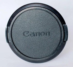 Canon 62mm edge pinch lens cap. - Picture 1 of 2