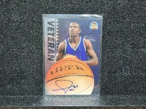 1997 SCOREBOARD Tony Delk On Card Autograph Charlotte Hornets NBA - Picture 1 of 2