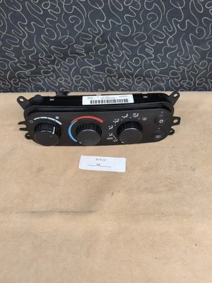 Dodge Ram 1500 2500 3500 2002 05 aire acondicionado calefacción climatización temperatura 55056321 Foto 1 de 4