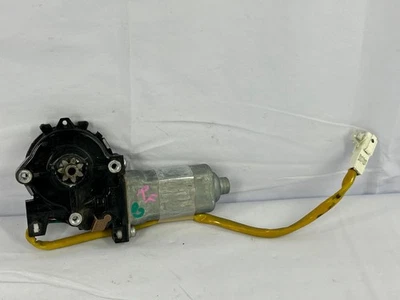2004-2006 Toyota Tundra Crew Cab Front Right Window Motor - Image 1 of 4