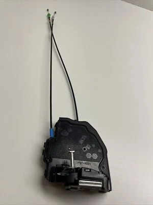 2014 丰田 PRIUS C 后门左锁活动闩锁原始设备制造商 — 第 1/4 张图片