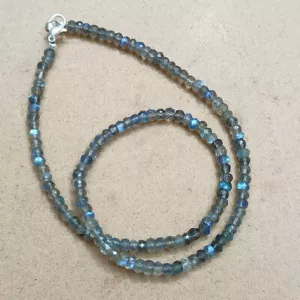 Natürliche blaue auffällige Labradorit facettierte Rondelle 4 mm Edelstein Perlen Halskette 18 Zoll - Bild 1 von 7