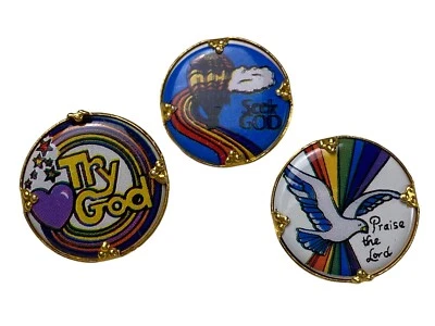 Vtg 80s Religous Christian Lapel Pins “Try God” “Seek God” & “Praise The Lord” - Image 1 of 2