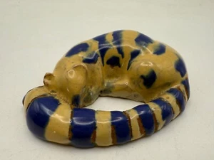 Billy Ray Hussey? Blue and Cream Cat Pottery Figurine - Picture 1 of 6