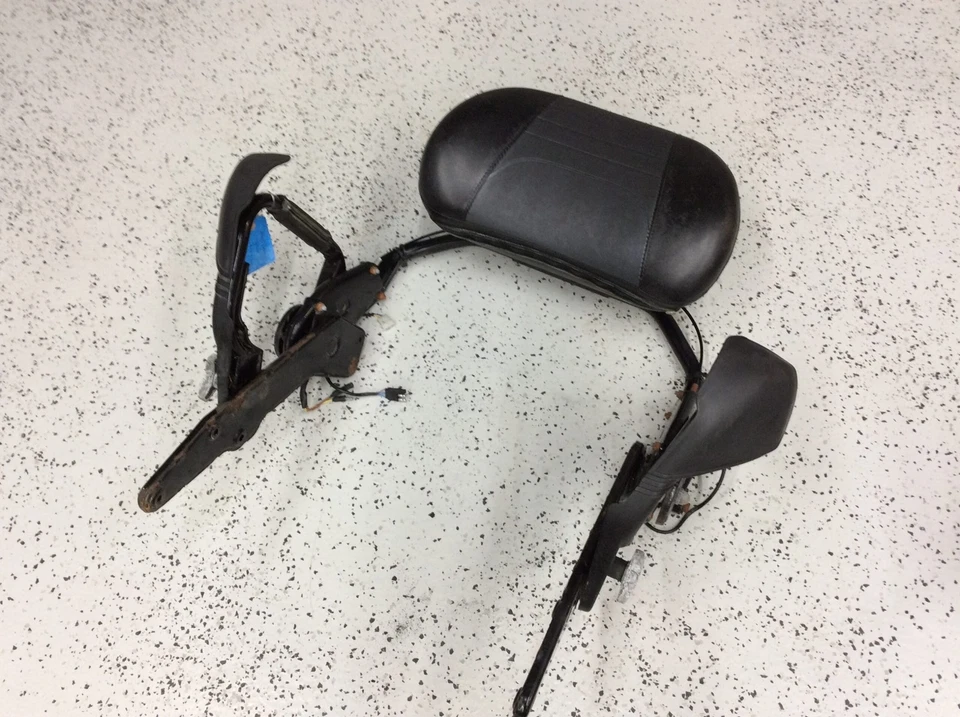 Polaris 2003 Used OEM Complete Backrest Passenger 2-Up  CLASSIC 600 Gen 2 OEM - Image 1 of 4