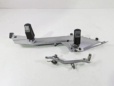 BMW R1200RT K26 2010 estriberas derecha soporte y palanca de pedal de freno 46717675290 Foto 1 de 4