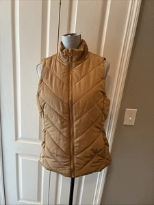 Michael Kors Ladies Puffer Vest Size Medium - Picture 1 of 7