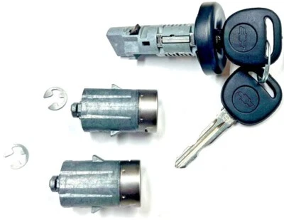 Cilindro de bloqueo de encendido GM OEM + par de cilindros de bloqueo de puerta con 2 llaves con logotipo Chevy Foto 1 de 3