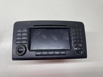 AUTORADIO PER MERCEDES ML W163 2° Serie A1648200979 (02>05) - Immagine 1 di 4